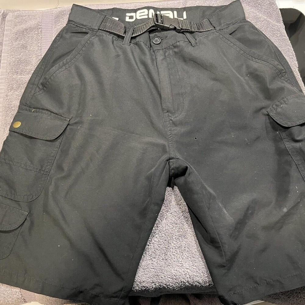 Men's Denali Black Cargo Shorts Size 32